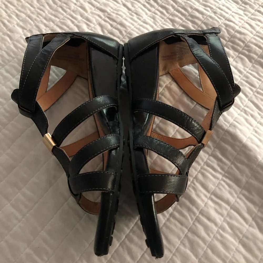 Sofft Women’s Sandals Bernia Black Leather Zip Up Gladiator Size 8.5 Wide